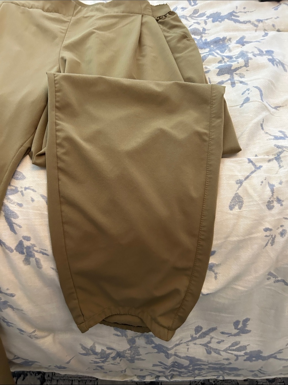 all in motion Olive Green Relaxed Women’s Pants - Picture 6 of 9